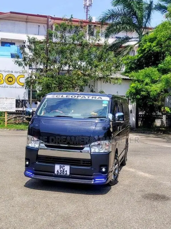 Toyota KDH 2006 Van (Used)