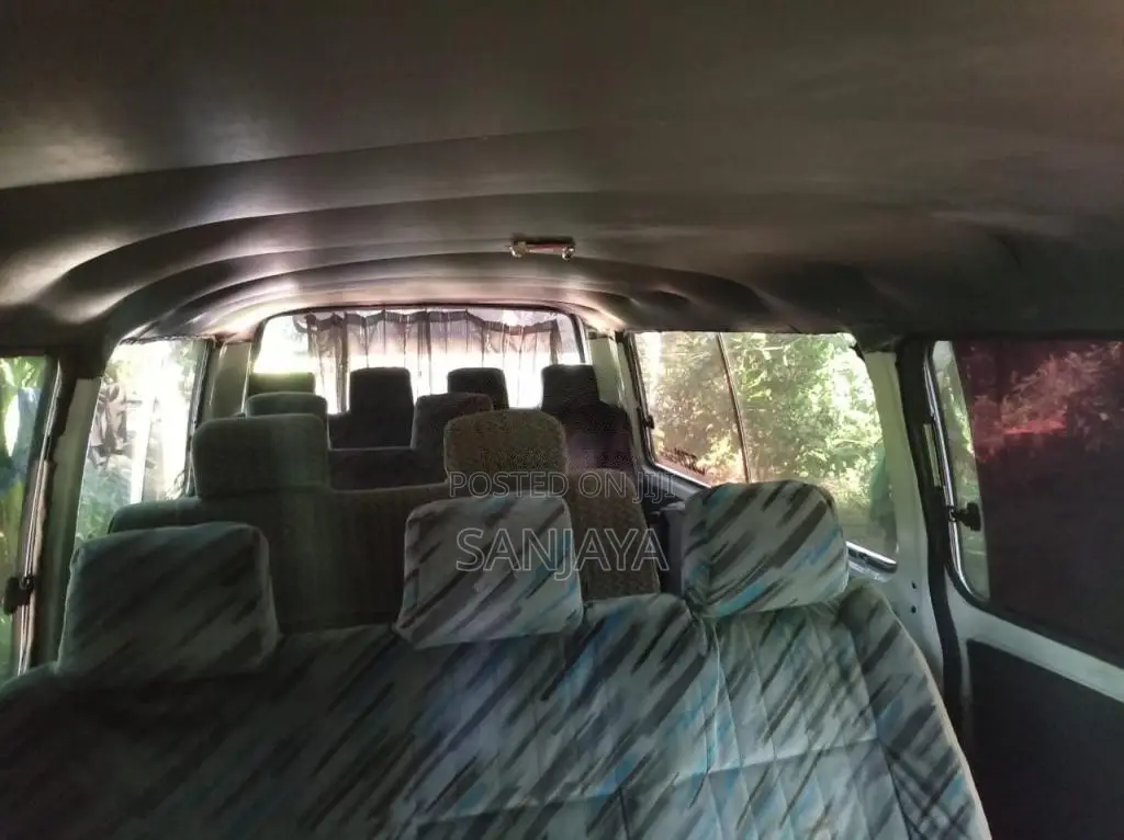 Toyota Shell 61 1983 Van (Used)