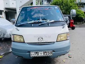 Mazda Bongo 2002 Van (Used)