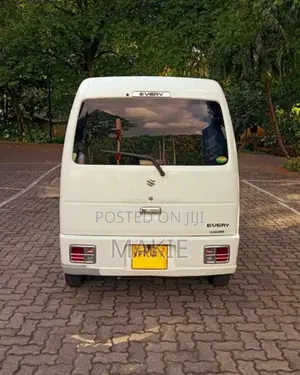 Suzuki Every 2011 Van (Used)
