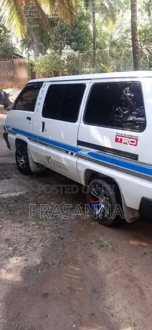 Toyota TRD 1995 Van (Used)