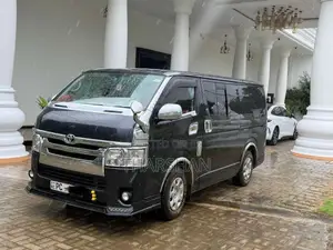 Toyota Kdh Super GL 2006 Van (Used)