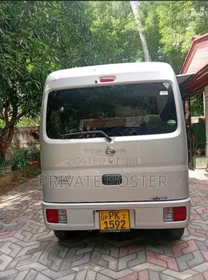 Nissan CLIPPER NV100 2020 Van (Used)