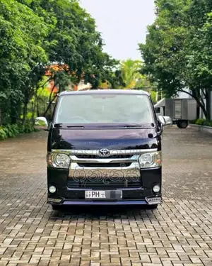 Toyota KDH Dark Prime 2015 Van (Used)