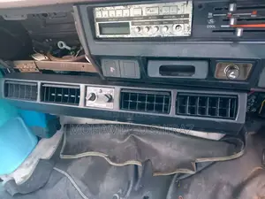 Toyota Lh30 1980 Van (Used)