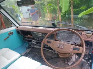 Toyota Lh30 1980 Van (Used)