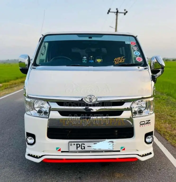 Toyota KDH SUPER 2012 Van (Used)