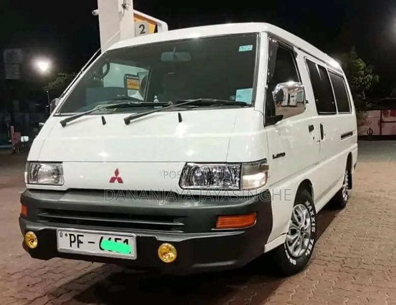Mitsubishi Po15 2014 Van (Used)