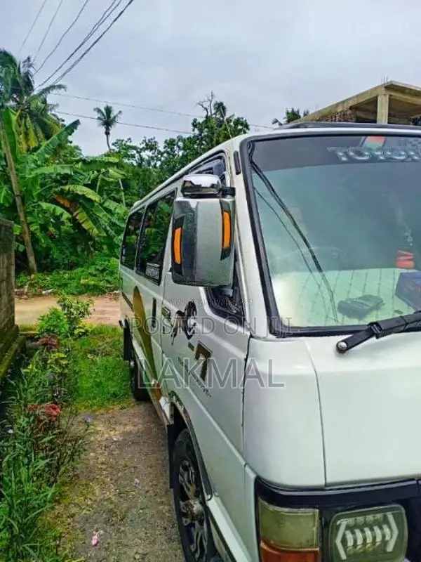 Toyota HIACE 1989 Van (Used)