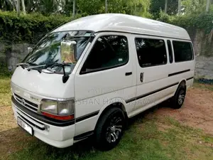 Toyota Dolphin 1998 Van (Used)