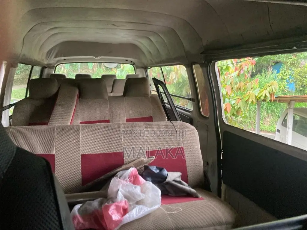 Toyota LH41V 1982 Van (Used)