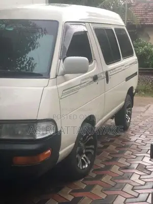 Toyota CR27 1996 Van (Used)