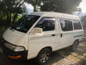 Toyota CR27 1996 Van (Used)