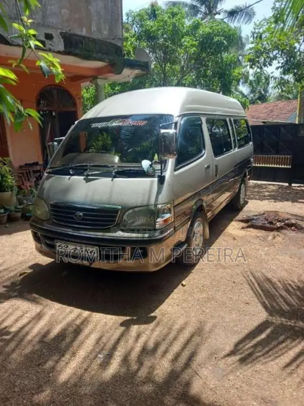Toyota HIACE 1992 Van (Used)