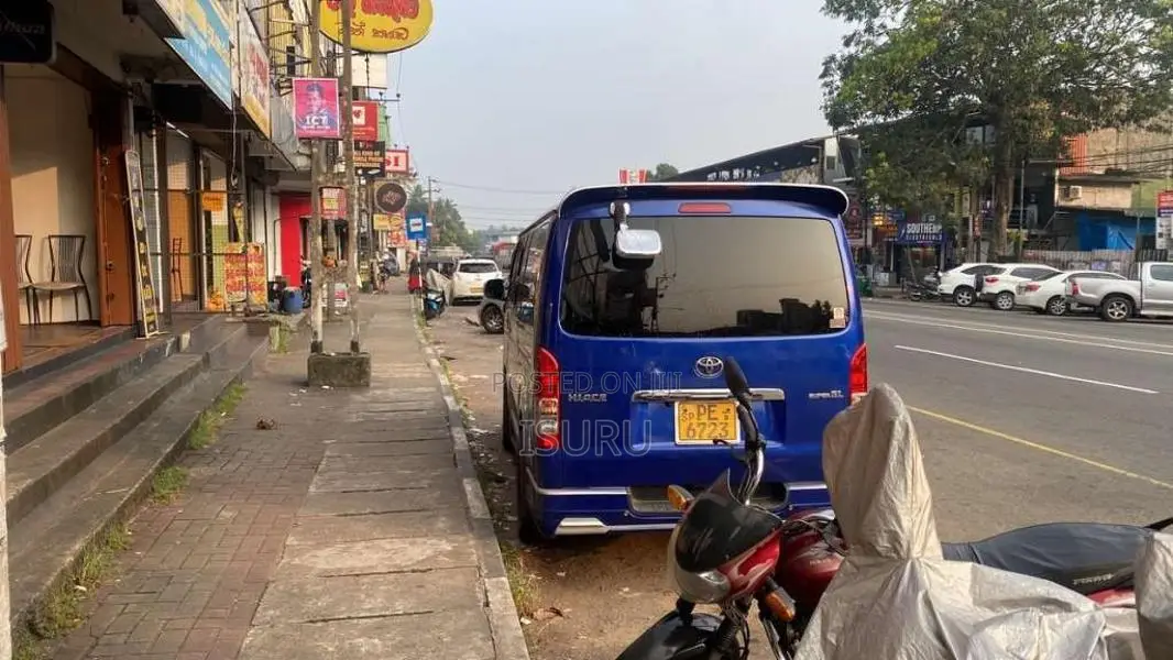 Toyota KDH 2007 Van (Used)