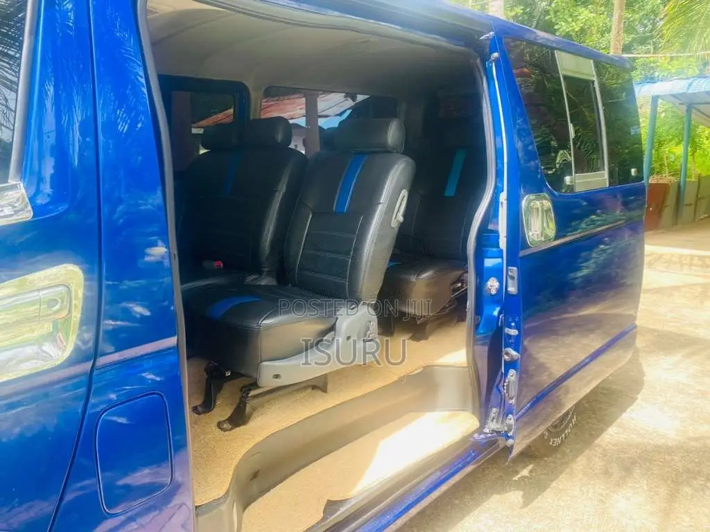 Toyota KDH 2007 Van (Used)