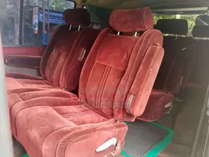 Toyota Dolphin 1991 Van (Used)
