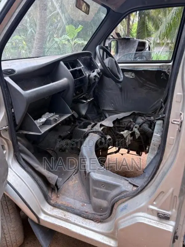 Micro Mpv 2014 Van (Used)