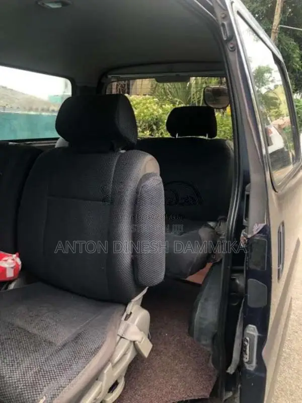 Toyota Grand Hiace 2008 Van (Used)