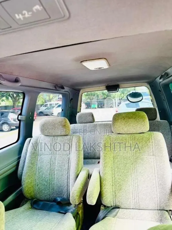 Toyota Noah 1998 Van (Used)