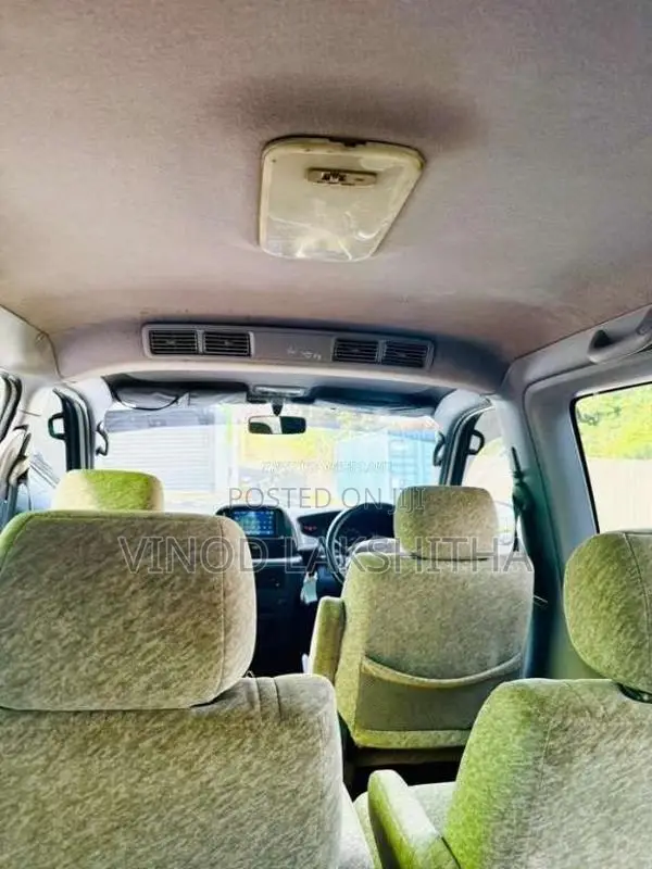 Toyota Noah 1998 Van (Used)