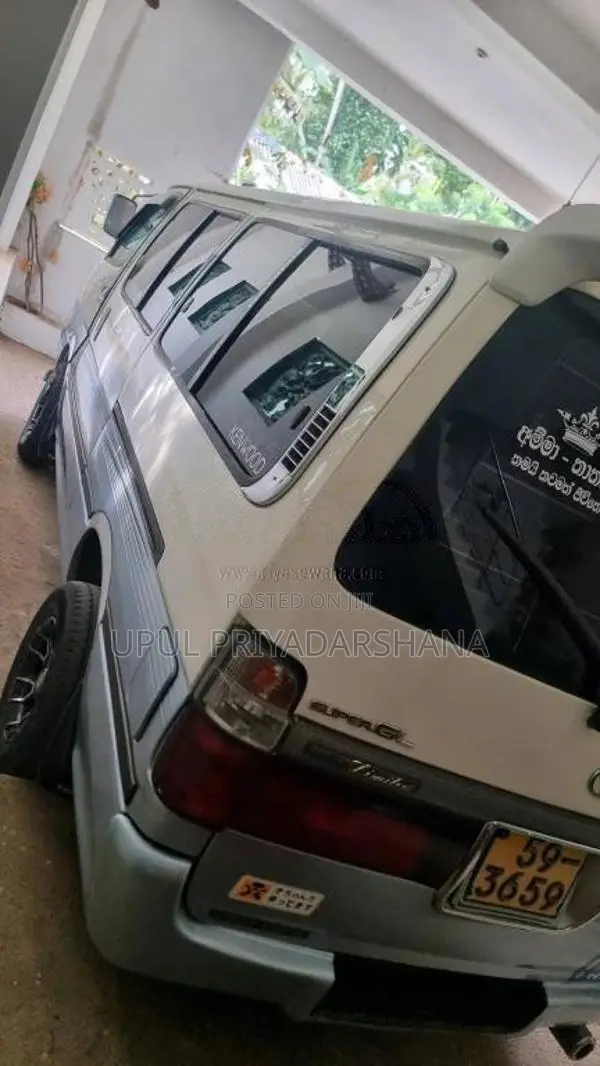 Toyota Super GL 1991 Van (Used)