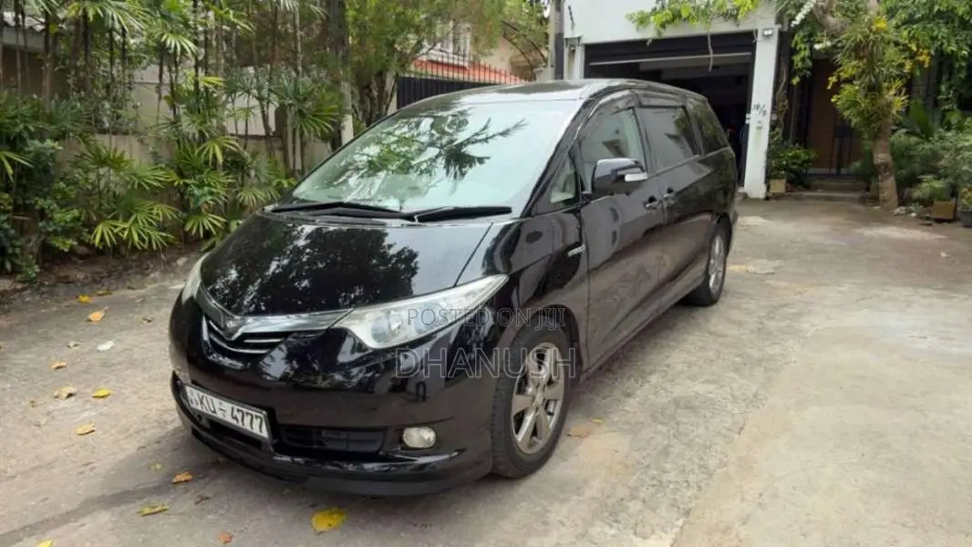Toyota Estima 2008 Van (Used)