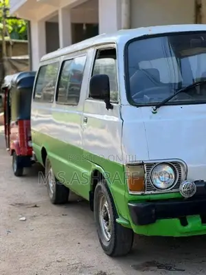 Toyota Lh30 1989 Van (Used)