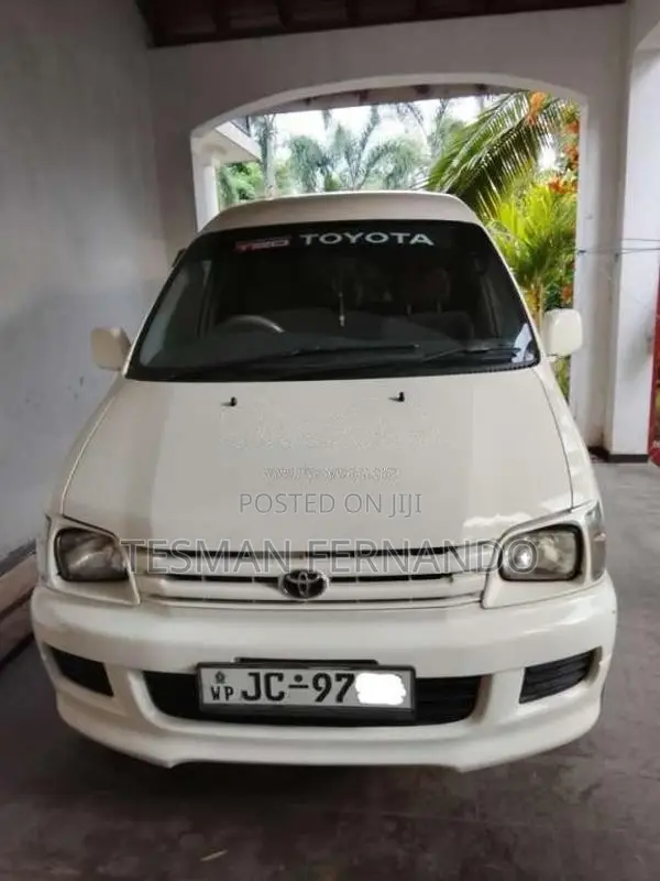 Toyota CR41 1999 Van (Used)