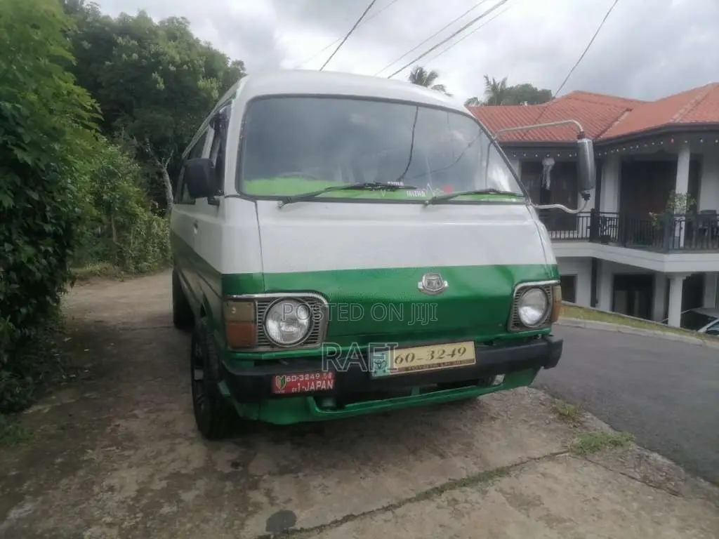 Toyota Lh40 1983 Van (Used)