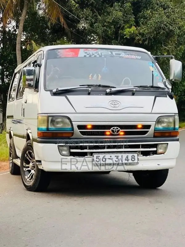 Toyota 2L 1990 Van (Used)