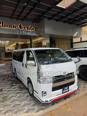 Toyota KDH 200 GL 2007 Van (Used)
