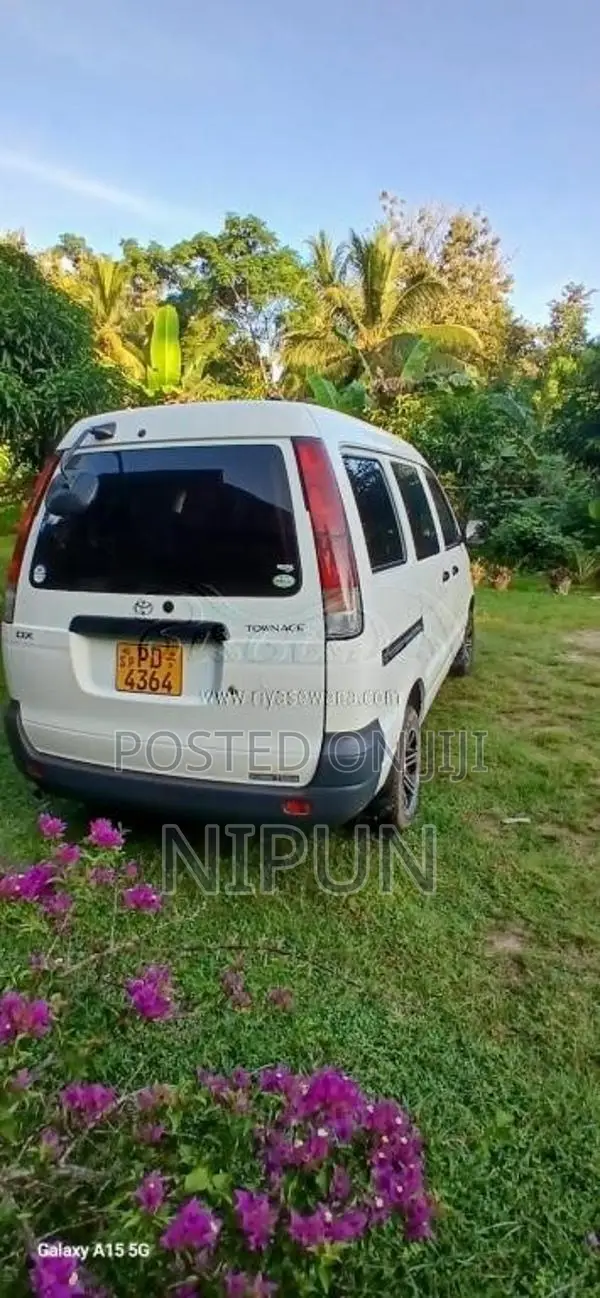 Toyota KR42 2012 Van (Used)