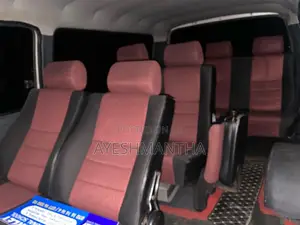Toyota Dolphin 2000 Van (Used)