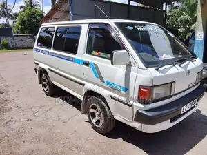 Toyota LiteAce 1990 Van (Used)