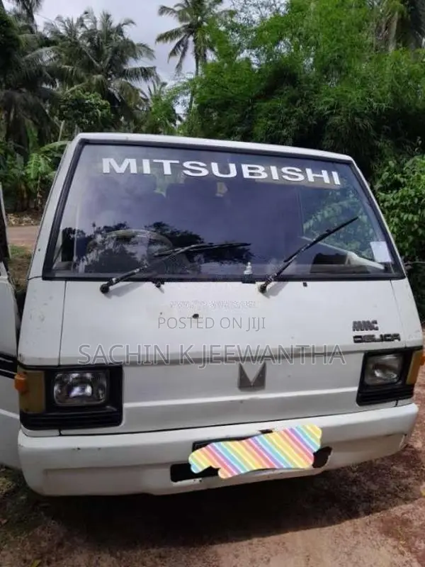 Mitsubishi Delica 1980 Van (Used)