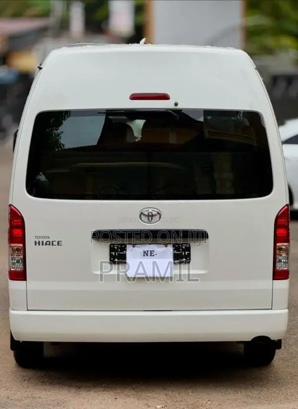 Toyota KDH 2026 Van (Used)