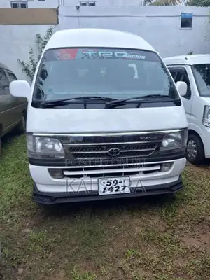 Toyota Dolphin LH123 1992 Van (Used)