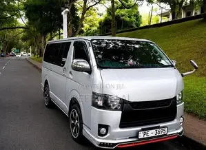 Toyota KDH 2006 Van (Used)