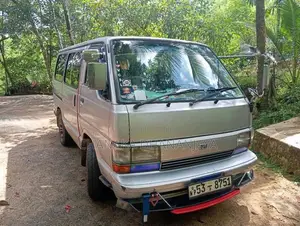 Toyota Hiace 1989 Van (Used)