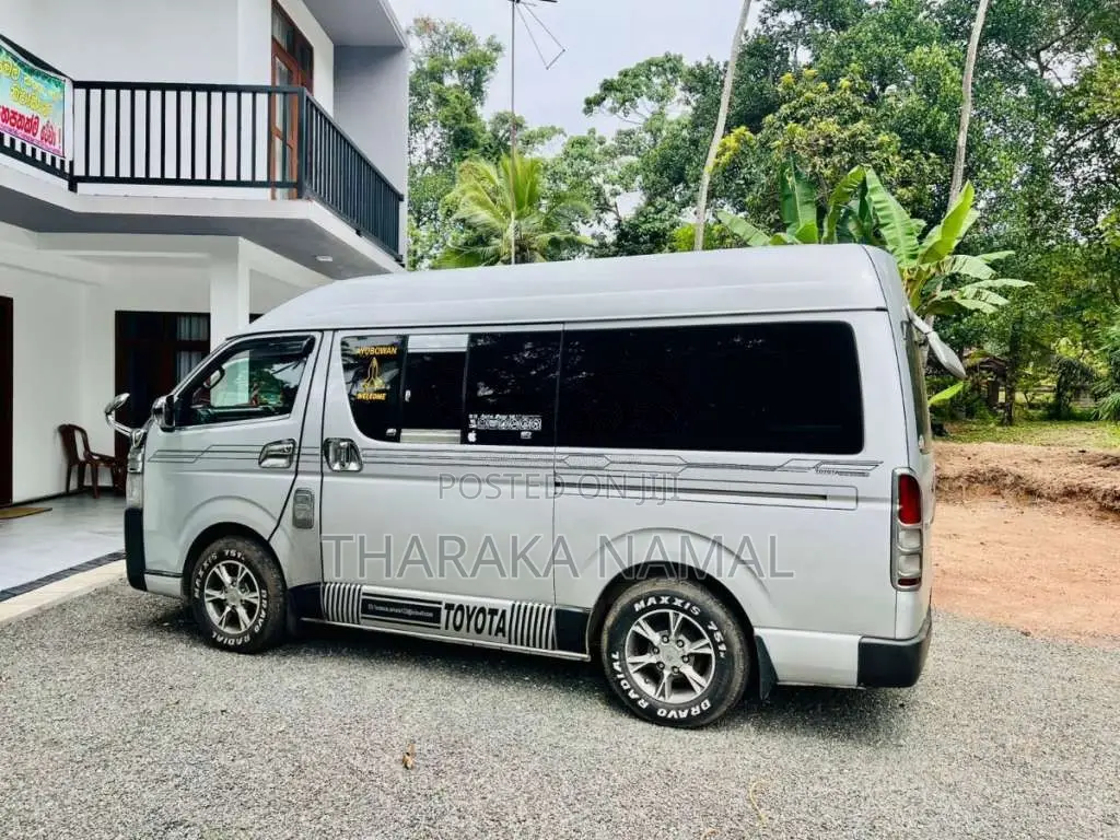 Toyota Kdh High Roof 2007 Van (Used)