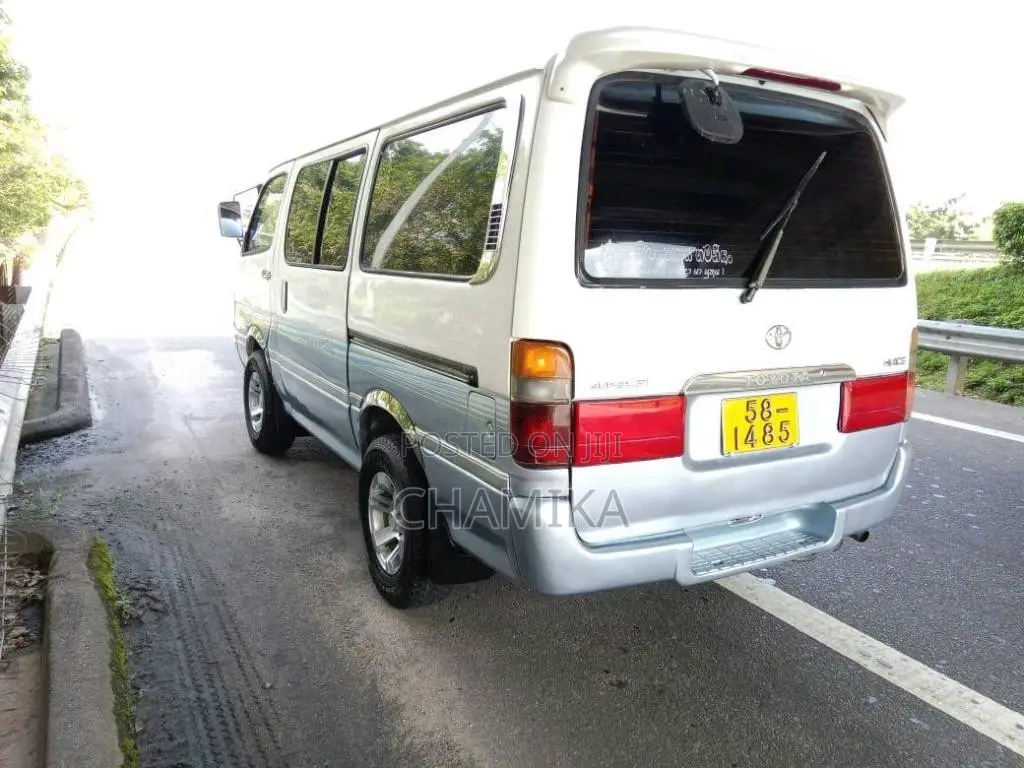 Toyota Dolphin 102 1992 Van (Used)