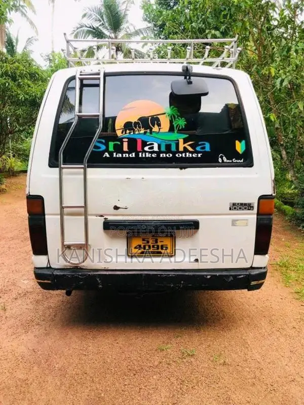 Toyota HIACE 1988 Van (Used)