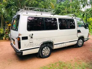 Toyota HIACE 1988 Van (Used)