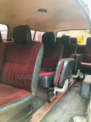 Toyota HIACE 1988 Van (Used)
