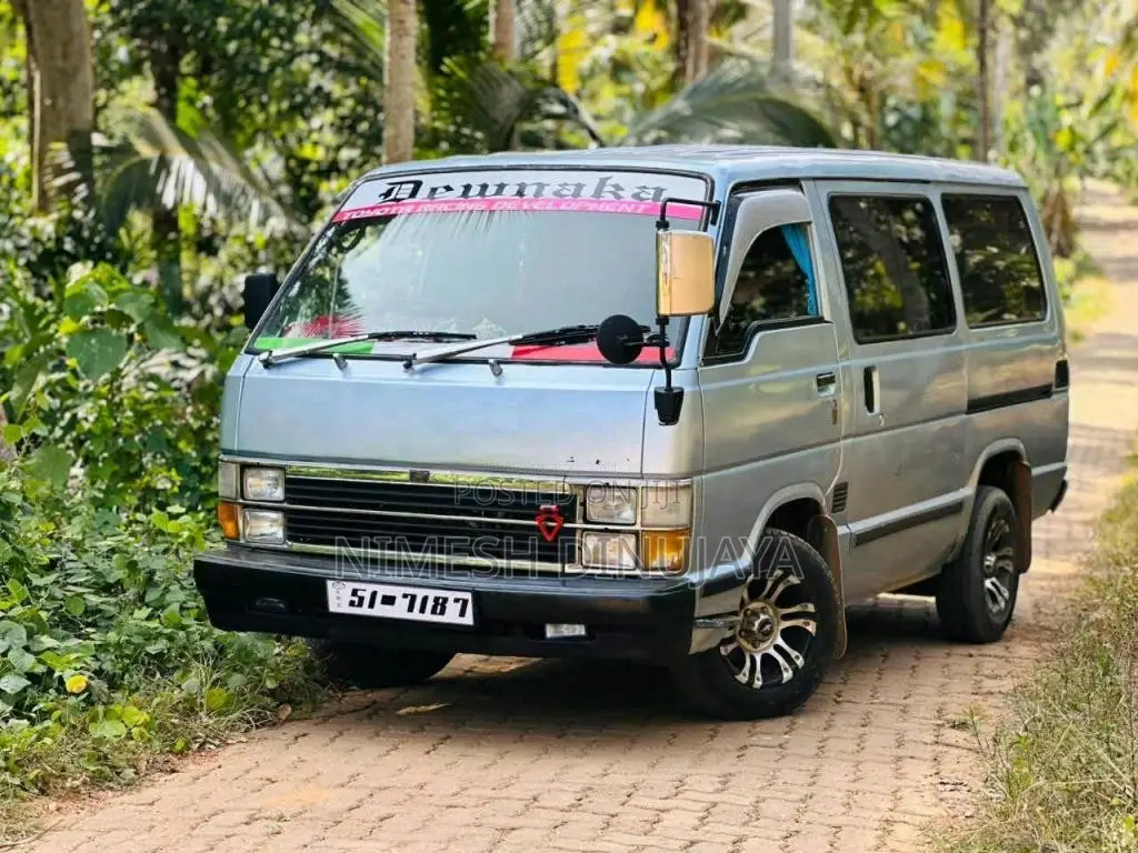 Toyota Shell 1986 Van (Used)