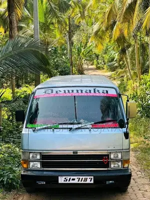 Toyota Shell 1986 Van (Used)