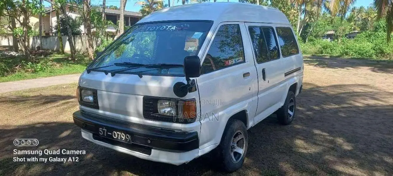 Toyota LiteAce 1990 Van (Used)