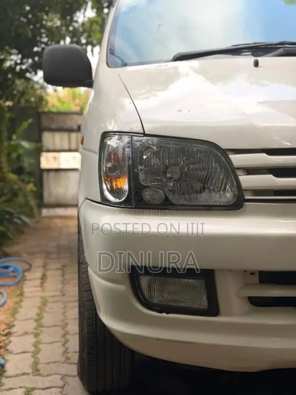 Toyota KR42 2000 Van (Used)
