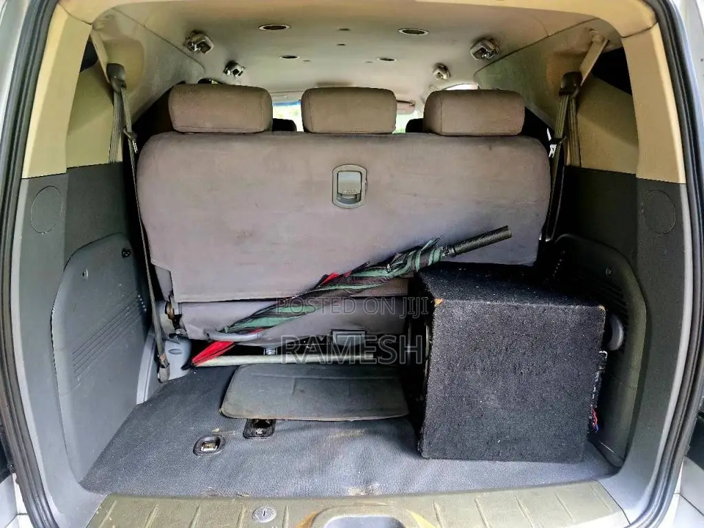Micro Ssangyong Stavic 2014 Van (Used)